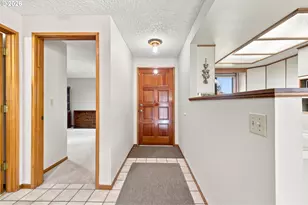 13815 NW 10th Ct, Vancouver, WA 98685 - Photo 3