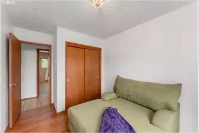 402 Northside Rd, Sutherlin, OR 97479 - Photo 11