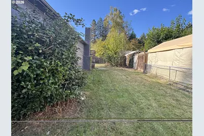 621 Irving Dr, Myrtle Creek, OR 97457 - Photo 23