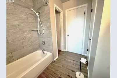 621 Irving Dr, Myrtle Creek, OR 97457 - Photo 17