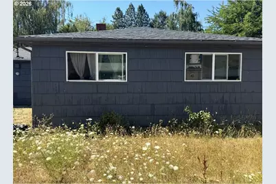 621 Irving Dr, Myrtle Creek, OR 97457 - Photo 3
