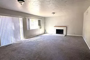 621 Irving Dr, Myrtle Creek, OR 97457 - Photo 3
