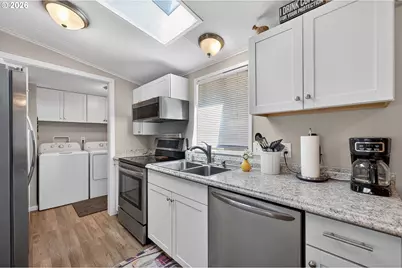 4155 NE Three Mile Ln #74, McMinnville, OR 97128 - Photo 7