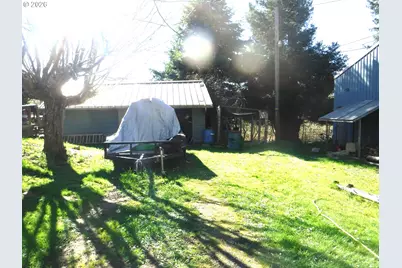 56710 Dillard Dr, Coquille, OR 97423 - Photo 25