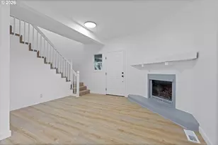 9828 SE Ellis St, Portland, OR 97266 - Photo 5