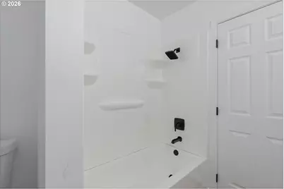 9828 SE Ellis St, Portland, OR 97266 - Photo 13