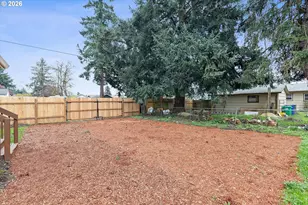 9828 SE Ellis St, Portland, OR 97266 - Photo 29