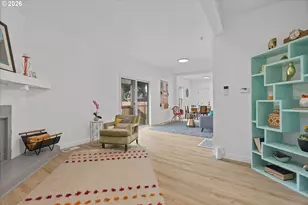 9828 SE Ellis St, Portland, OR 97266 - Photo 5