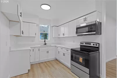 9828 SE Ellis St, Portland, OR 97266 - Photo 9