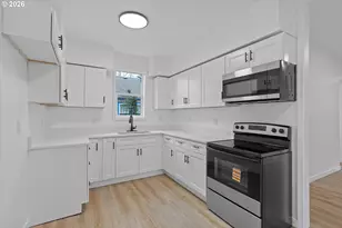 9828 SE Ellis St, Portland, OR 97266 - Photo 9