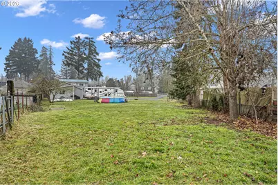 808 N 10th St, Cottage Grove, OR 97424 - Photo 29