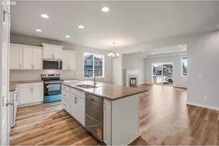 430 S Elm St, Yamhill, OR 97148 - Photo 9