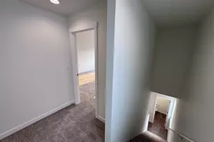 360 SE Shetterly Dr, Dallas, OR 97338 - Photo 9