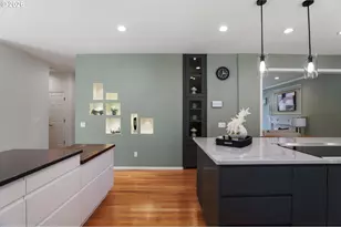13436 SW Clearview Way, Tigard, OR 97223 - Photo 11