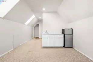 731 Aeronca St, Independence, OR 97351 - Photo 27