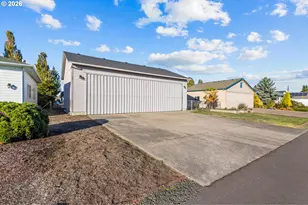 731 Aeronca St, Independence, OR 97351 - Photo 35