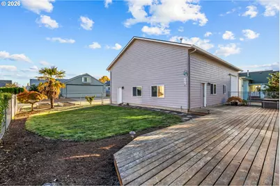 731 Aeronca St, Independence, OR 97351 - Photo 29