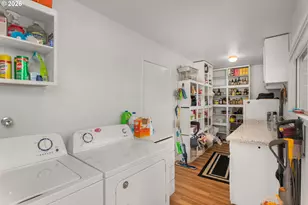 12040 NW Lovejoy St, Portland, OR 97229 - Photo 23