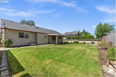 20014 Augusta Dr, Oregon City, OR 97045 - Photo 41