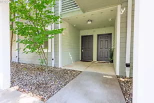 129 N Hayden Bay Dr, Portland, OR 97217 - Photo 7