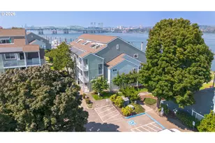 129 N Hayden Bay Dr, Portland, OR 97217 - Photo 5