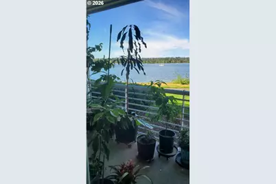 129 N Hayden Bay Dr #BLDG  F, Portland, OR 97217 - Photo 19