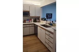 129 N Hayden Bay Dr, Portland, OR 97217 - Photo 5