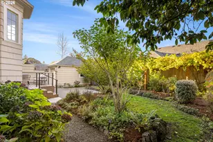 2041 NE Mason St, Portland, OR 97211 - Photo 43
