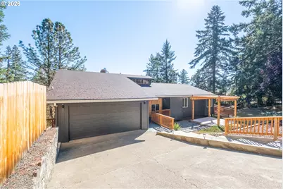 267 Mountain View, Glide, OR 97443 - Photo 3