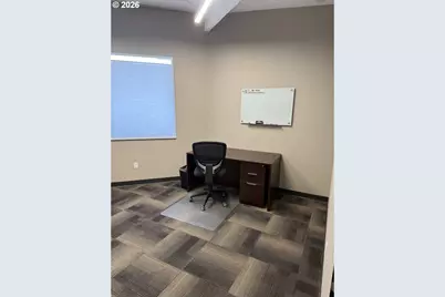 21707 SE Stark St, Gresham, OR 97030 - Photo 19