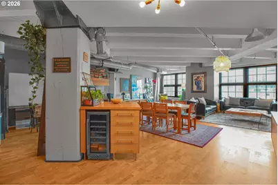 1420 NW Lovejoy St #204, Portland, OR 97209 - Photo 9