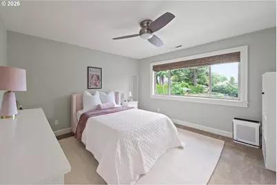 11657 SW 19th Ave, Portland, OR 97219 - Photo 33