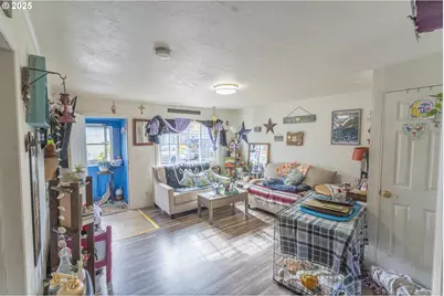 2149 S Franklin St, Seaside, OR 97138 - Photo 13