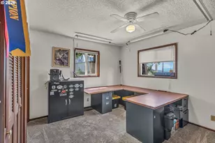 331 Hemlock Ln, Roseburg, OR 97471 - Photo 35