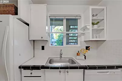 5488 SW Alger Ave # I-7, Beaverton, OR 97005 - Photo 9