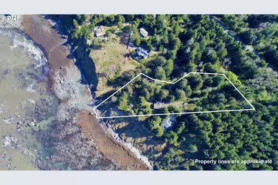 31640 Spruce Dr, Gold Beach, OR 97444 - Photo 47