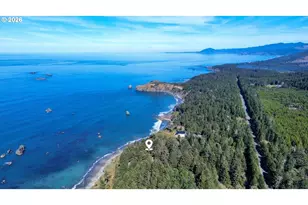 31640 Spruce Dr, Gold Beach, OR 97444 - Photo 37