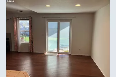 2846 Roanoke St, Woodburn, OR 97071 - Photo 9