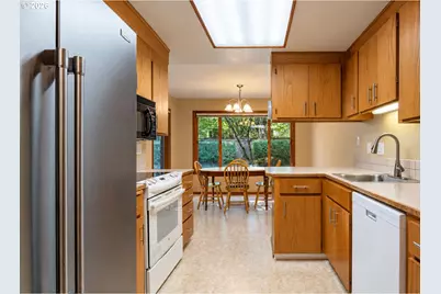 14803 NE Sacramento St #83, Portland, OR 97230 - Photo 15