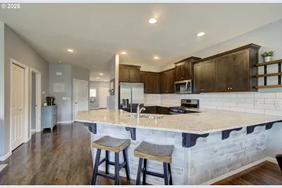915 N Gibert Ct, Ridgefield, WA 98642 - Photo 7