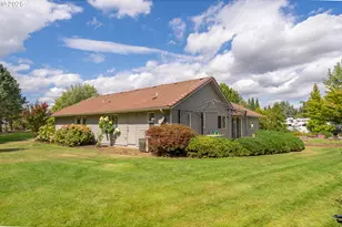 1140 NE Clover Valley Ct, Salem, OR 97317 - Photo 33