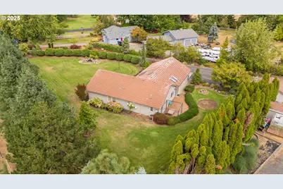 1140 NE Clover Valley Ct, Salem, OR 97317 - Photo 9