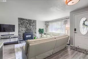 19315 SW Oak St, Beaverton, OR 97078 - Photo 3