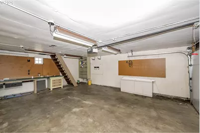 1725 N Sumner St, Portland, OR 97217 - Photo 45