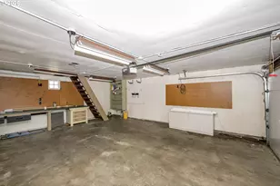 1725 N Sumner St, Portland, OR 97217 - Photo 45