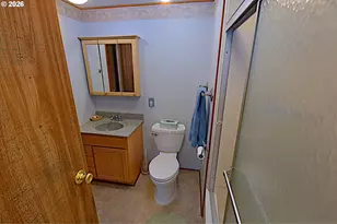 569 S 51st Pl, Springfield, OR 97478 - Photo 21