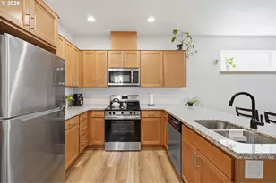 6046 SE 136th Ave, Portland, OR 97236 - Photo 5