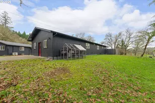 8148 Melqua Rd, Umpqua, OR 97486 - Photo 13