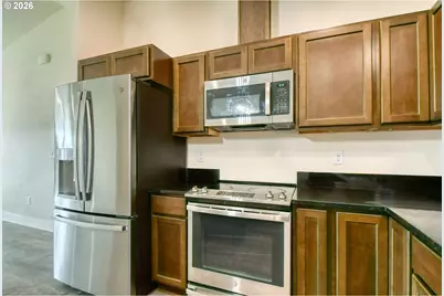 127 SW Nye Ave, Pendleton, OR 97801 - Photo 11