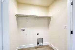 127 SW Nye Ave, Pendleton, OR 97801 - Photo 15